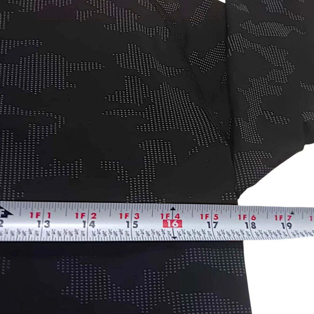 Lululemon Mens Small Camouflage Long Sleeve T-Shirt Activewear Training Gym - Picture 7 of 9